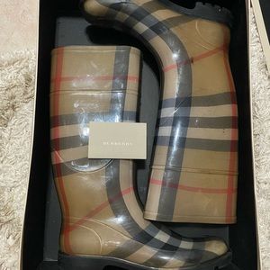 Burberry rain boots